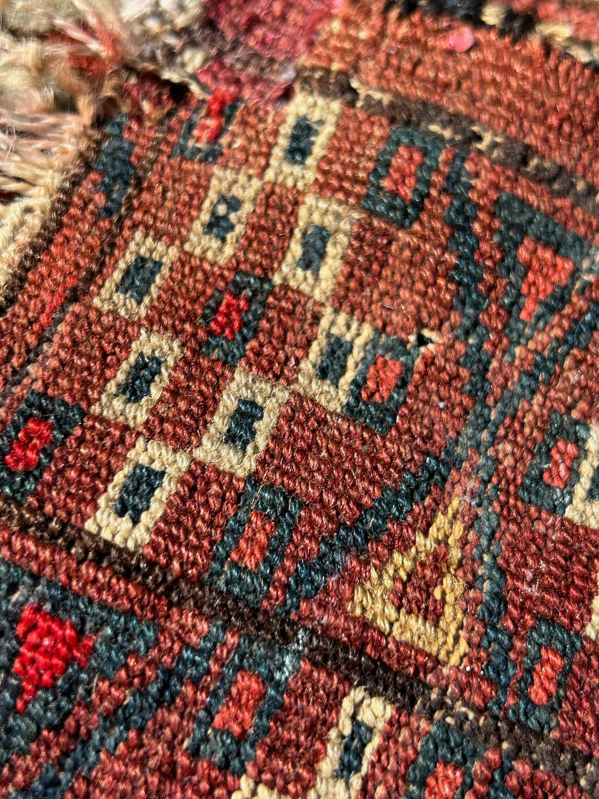 Antique Tekke Turkmen Rug Hand Knotted Wool Bokhara Gul Early 20thC 110x130cm15
