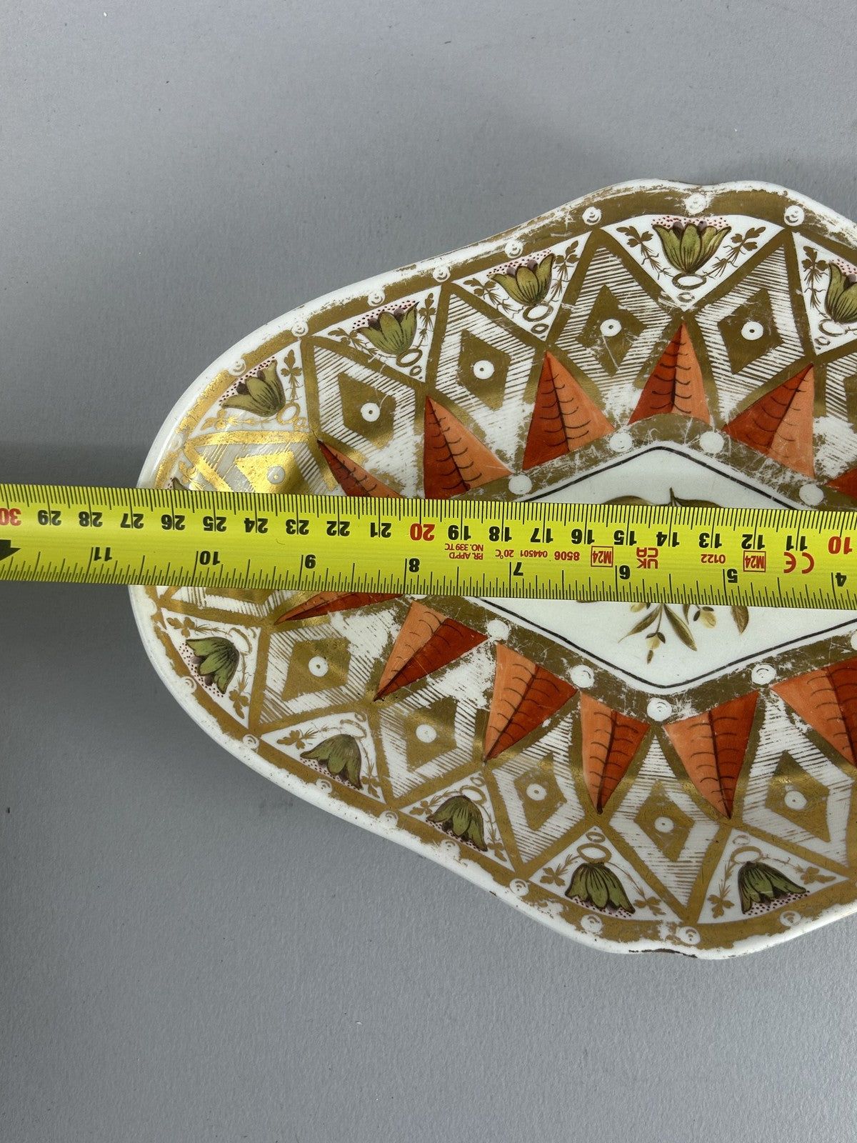 18th Century Worcester Gilt Red Porcelain Serving Dish 27cm