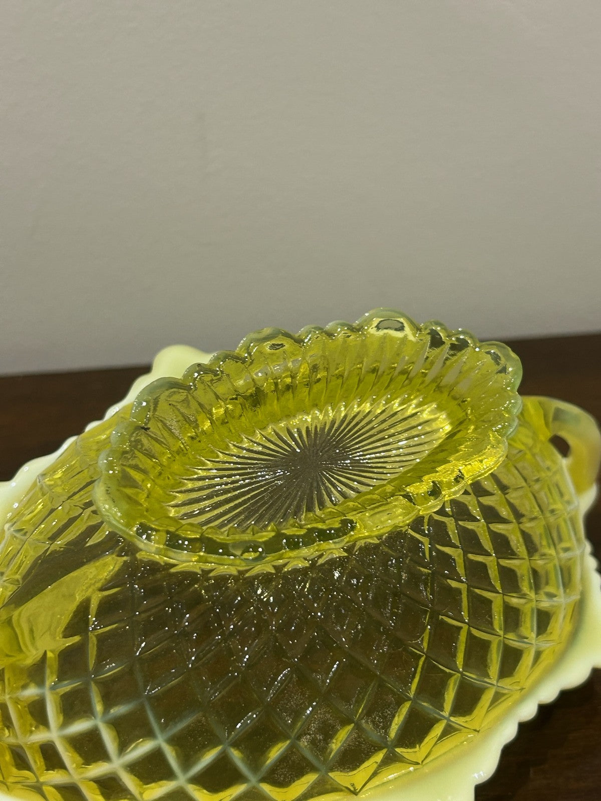 Davidson Primrose Pearline Uranium Glass Boat Bowl Lady Chippendale c.18956