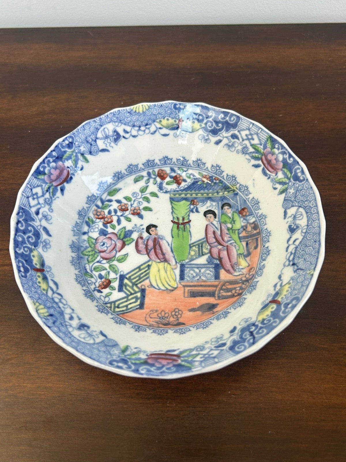 Chinese Famille Rose Porcelain Saucer Figures Blue Seal Mark0