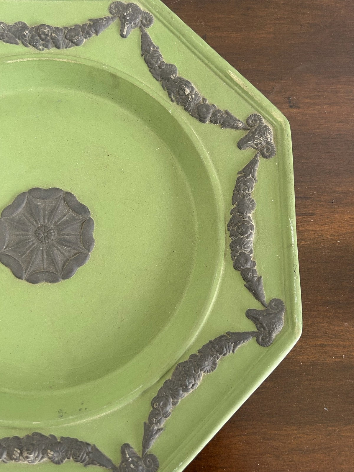 Antique Green Jasperware Octagonal Plate White Relief Swags 19th C 23cm5