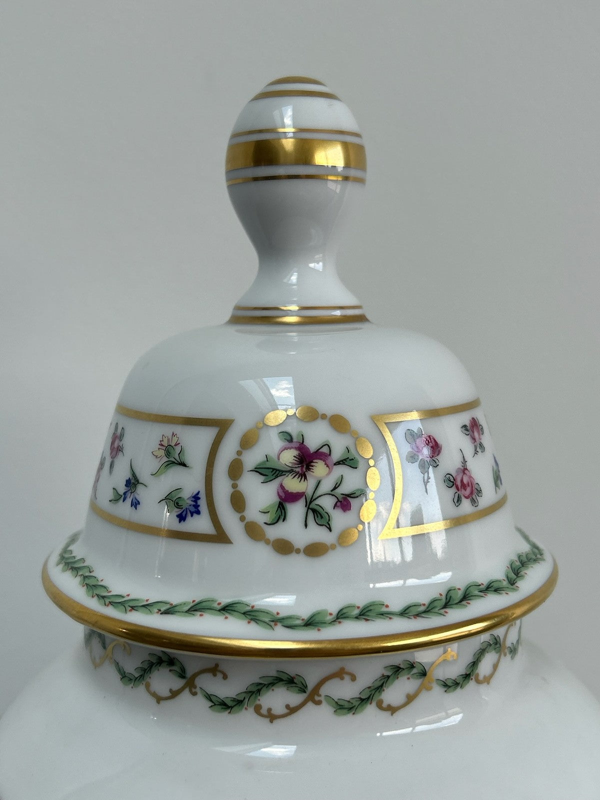 Rare Haviland Limoges Louveciennes Gilded Porcelain Covered Urns5