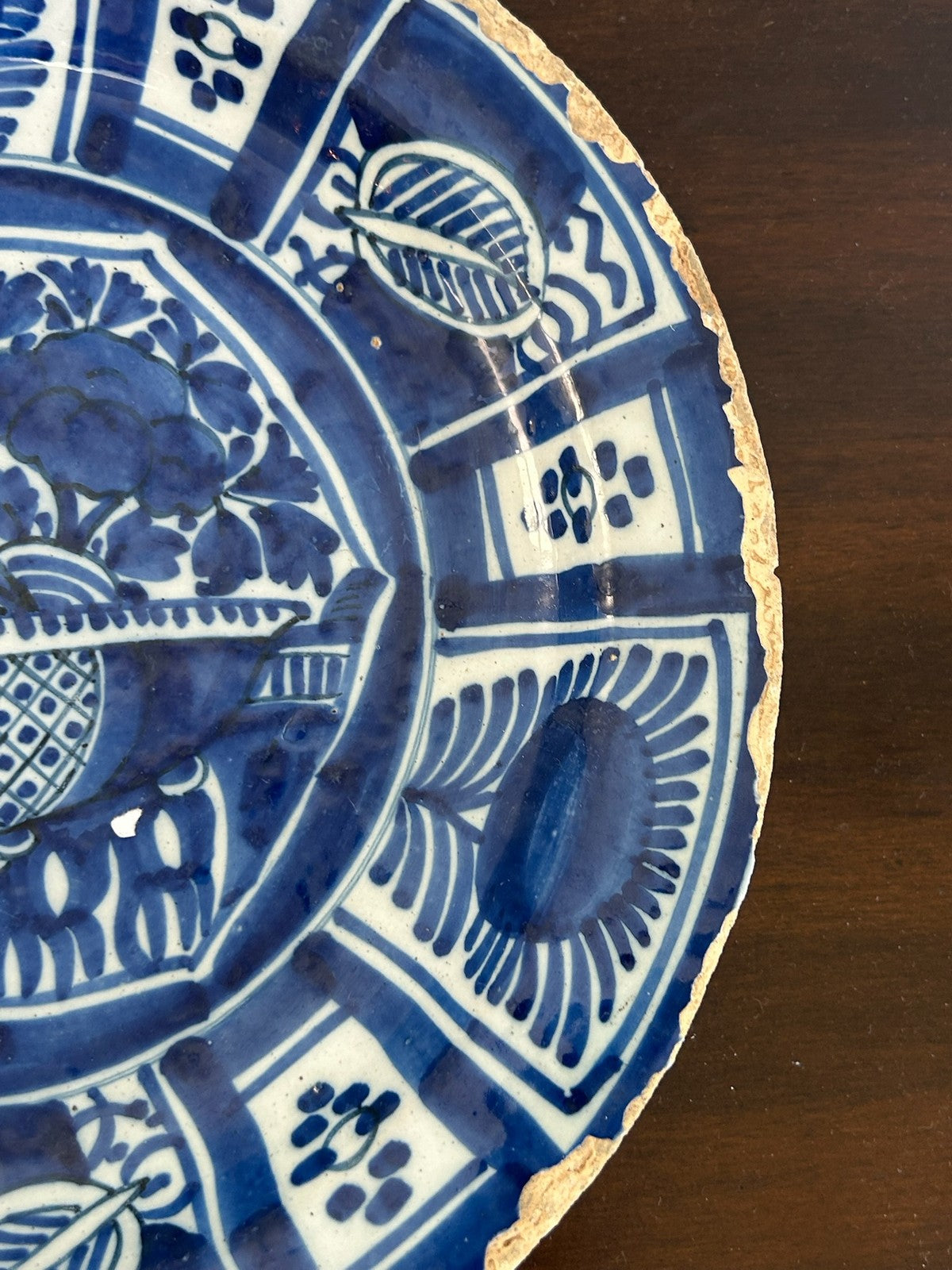 Antique 18th Century Delft Blue & White Charger Floral 26cm4