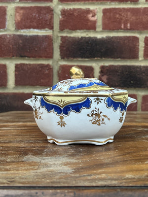 Descriptive image text