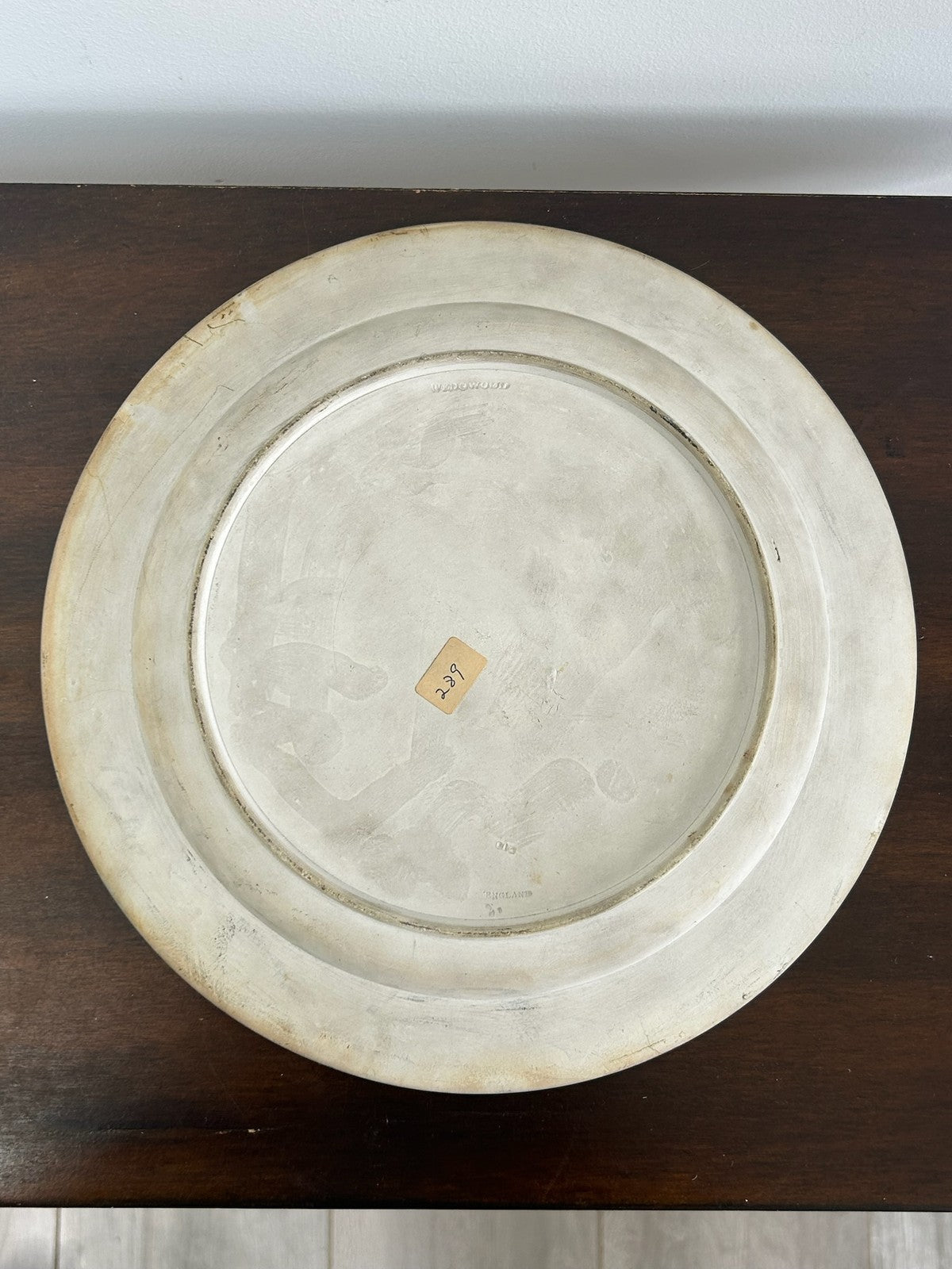 Wedgwood Dark Blue Jasperware Plate White Relief Medallion 26cm6