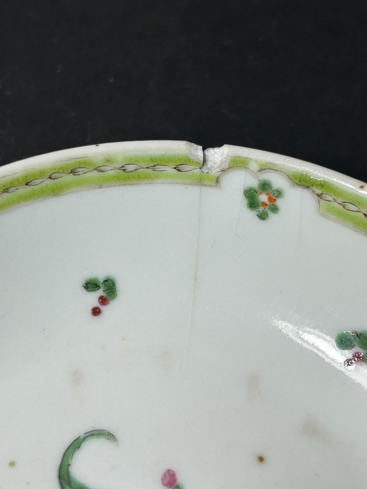 Antique Porcelain Saucer Green Border Puce Flower Sprigs 13cm A/F3