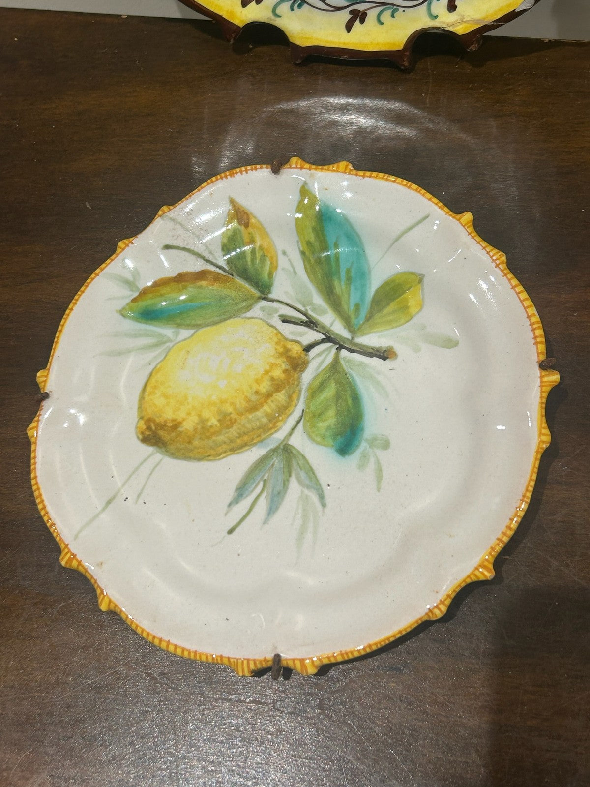 Set 4 Italian Maiolica Wall Plates Hand Painted Lemons Fruit Ornate1