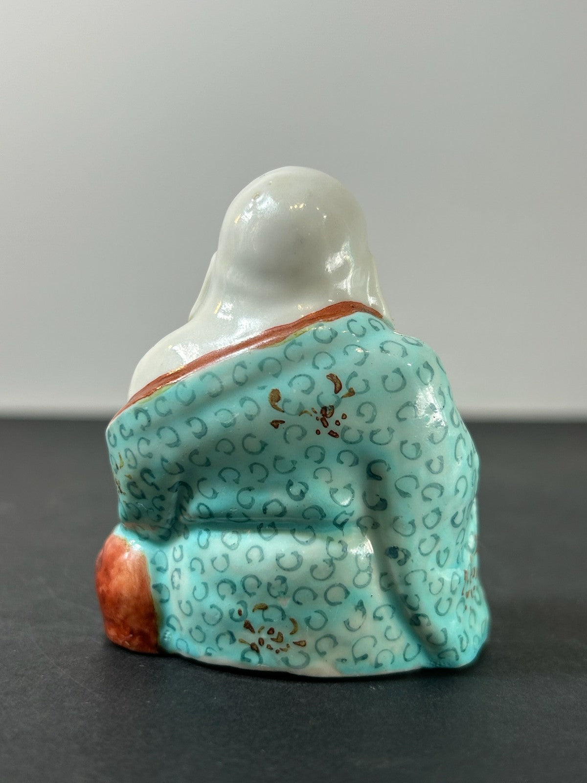 Small Chinese Famille Rose Porcelain Budai Laughing Buddha Figure 7cm2