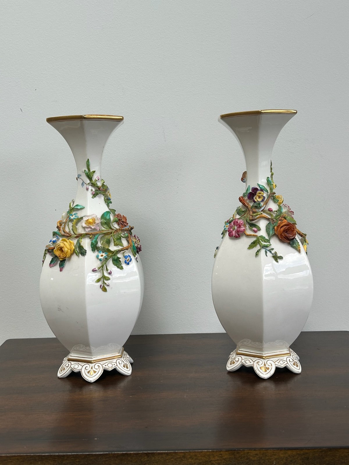 Pair Victorian English Porcelain Hand Painted Vases Possibly Samuel Alcock 24cm0