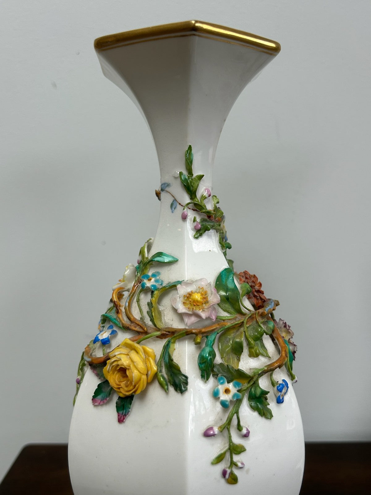 Pair Victorian English Porcelain Hand Painted Vases Possibly Samuel Alcock 24cm2