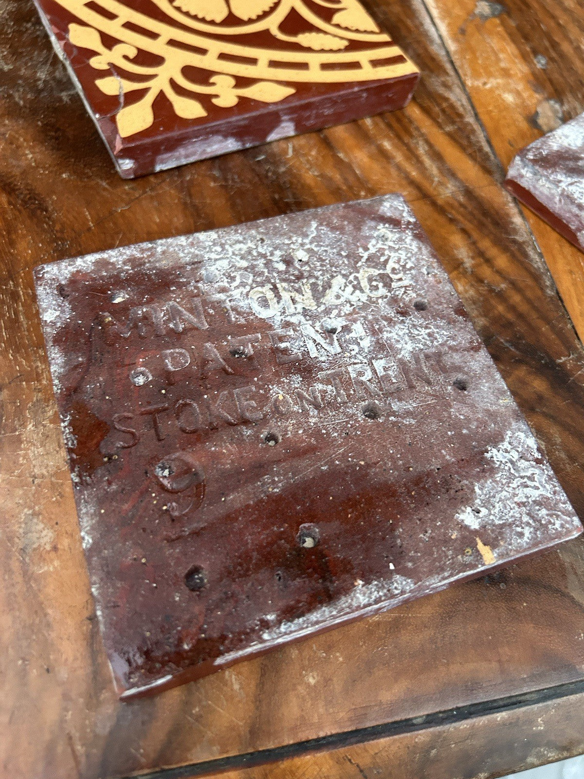 8257471
