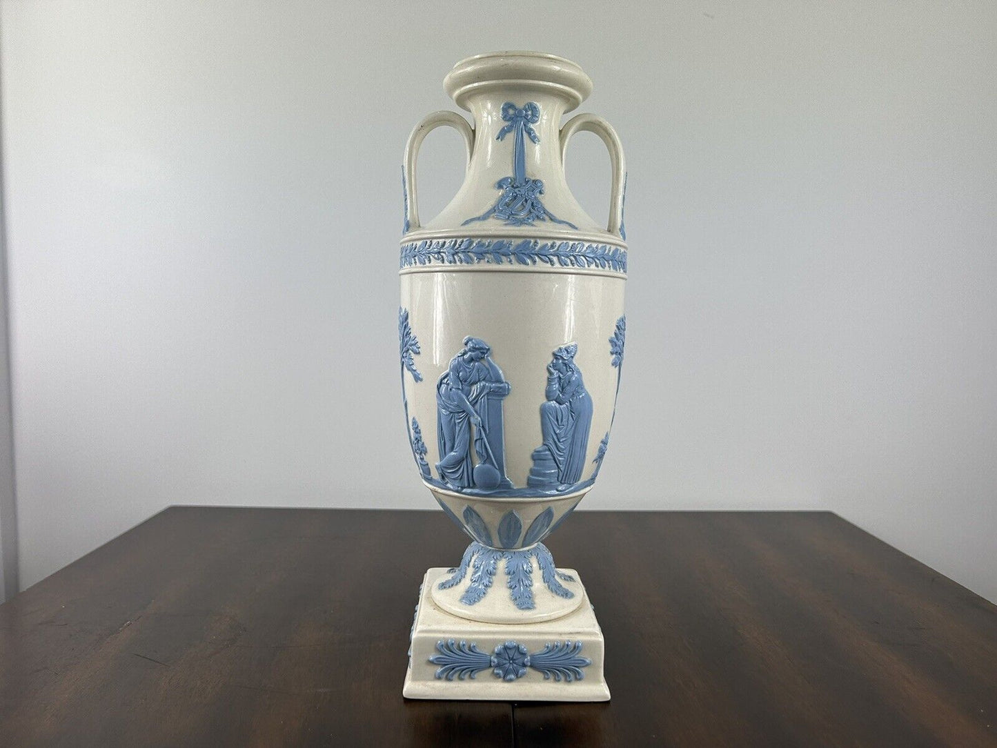 Wedgwood Queensware Trophy Vase Porcelain Wedgwood Urn