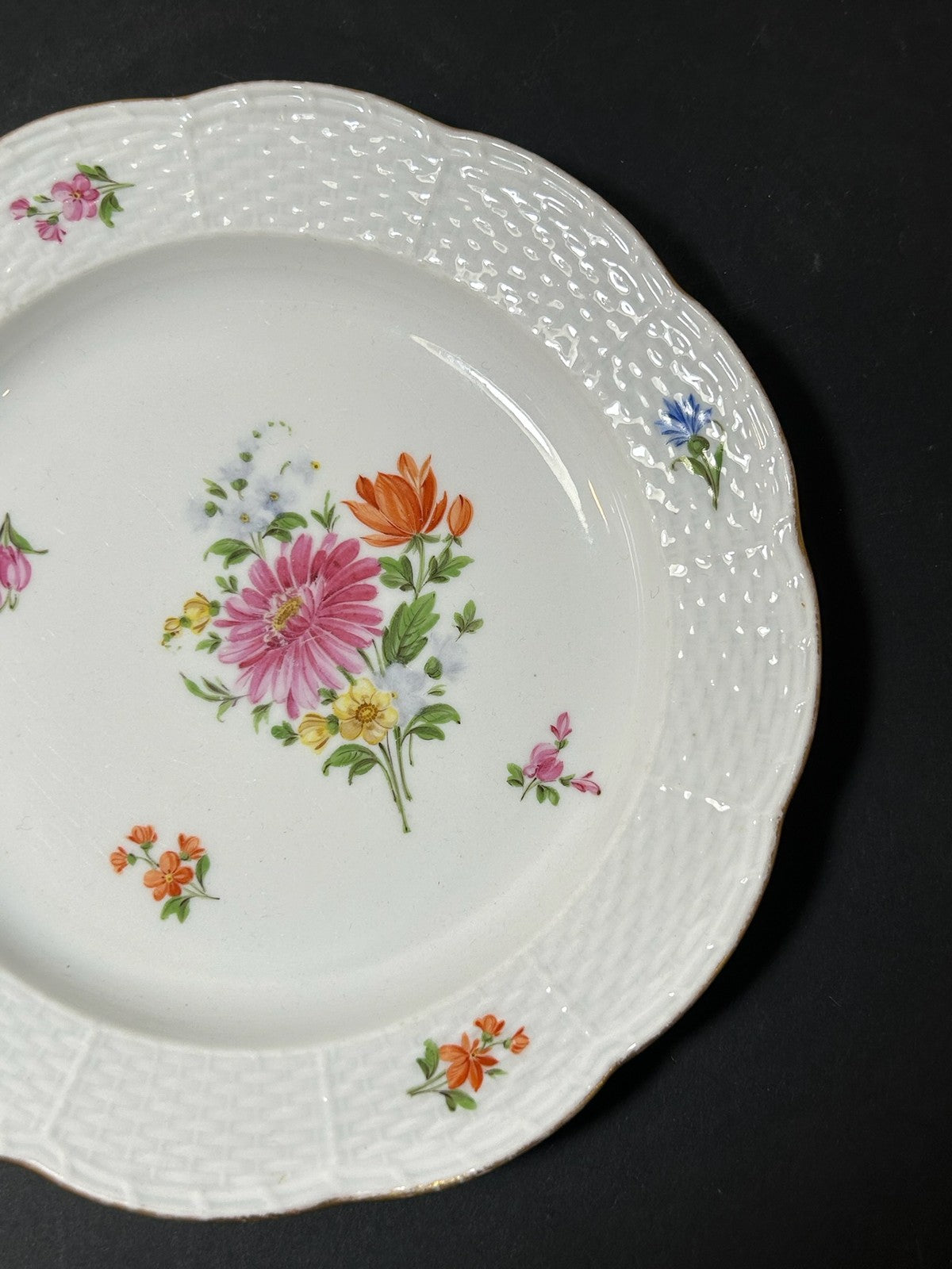 Antique Meissen Porcelain Plate Deutsche Blumen Basketweave Border 19cm2