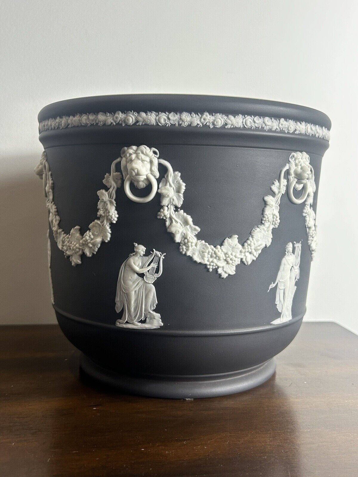 Wedgwood Black Jasperware Jardiniere Planter 19cm Height