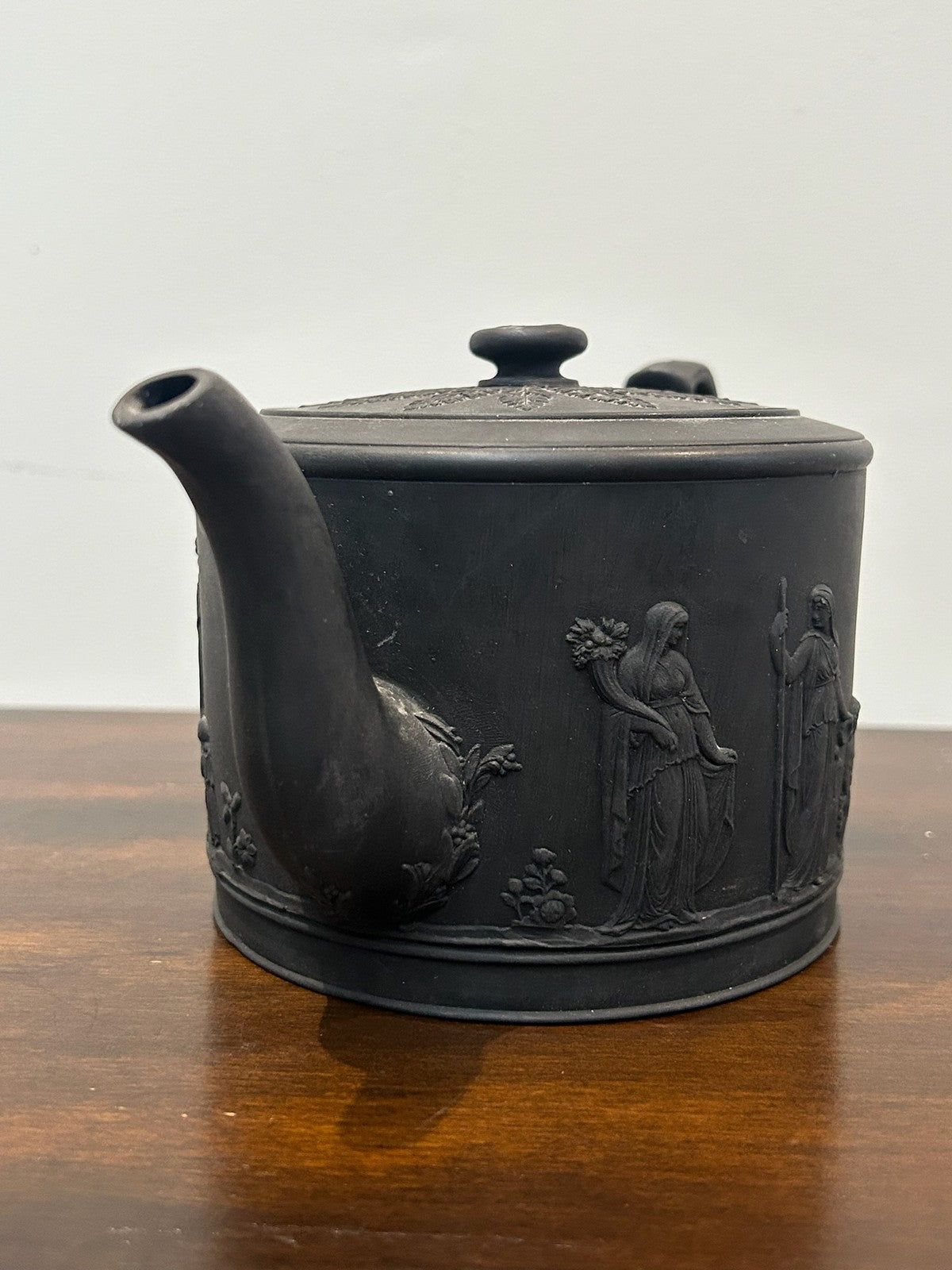Wedgwood Black Basalt Teapot Classical Relief Figures Impressed Mark1