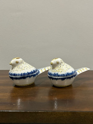Pair Viana do Castelo Portugal Hand Painted Bird Lidded Pots with Spoons Teresa
