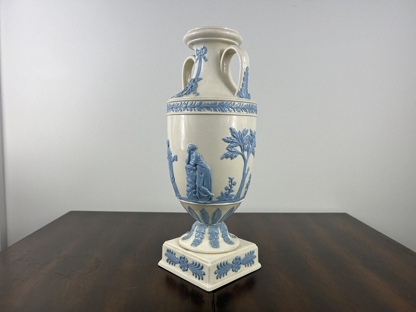 Wedgwood Queensware Trophy Vase Porcelain Wedgwood Urn