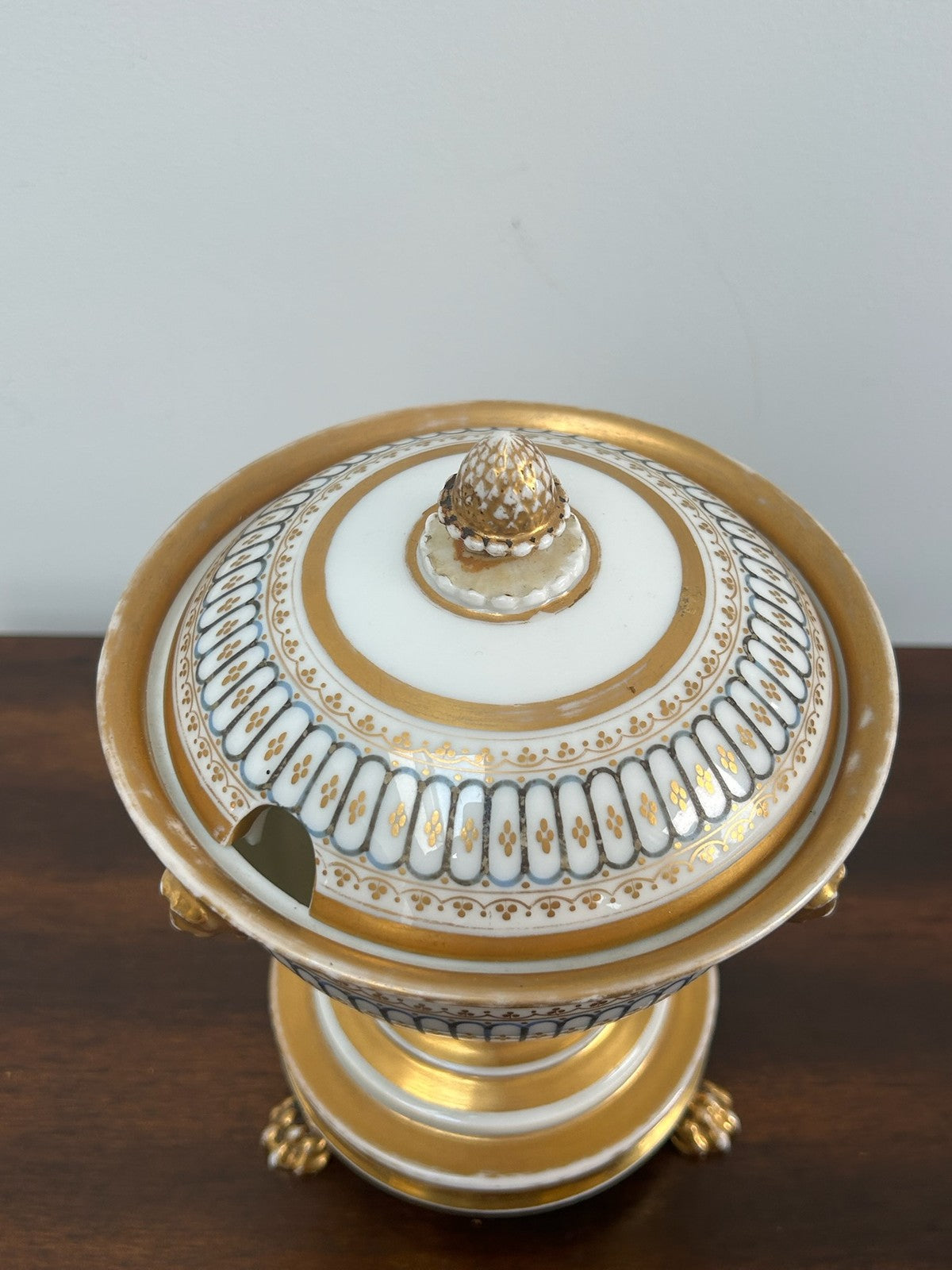 Antique Paris Porcelain Schoelcher Empire Covered Urn Lion Masks Paw Feet Gilt6
