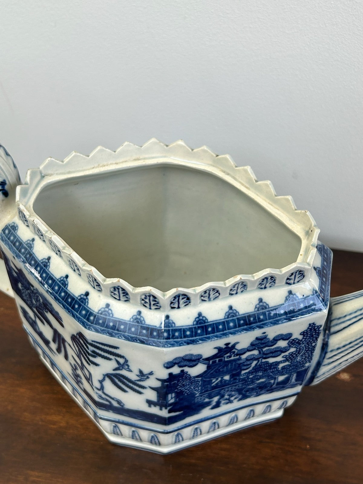 Antique Pearlware Blue White Chinoiserie Teapot Georgian c.18107