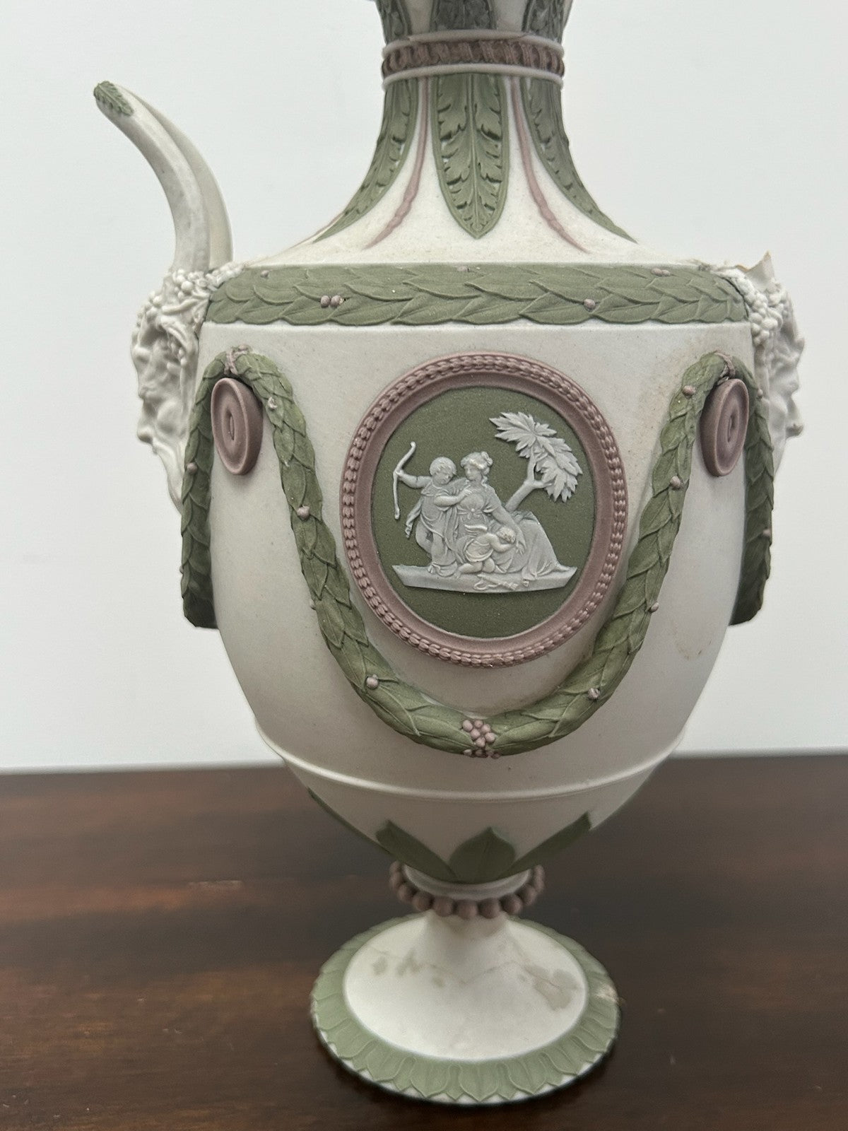 Wedgwood Tricolour Jasper Vase Satyr Masks Green Lilac White 19th Century1