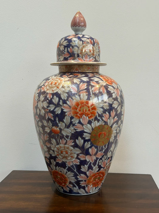 Large Antique Japanese Fukagawa Imari Lidded Temple Jar Meiji Period (A/F)0