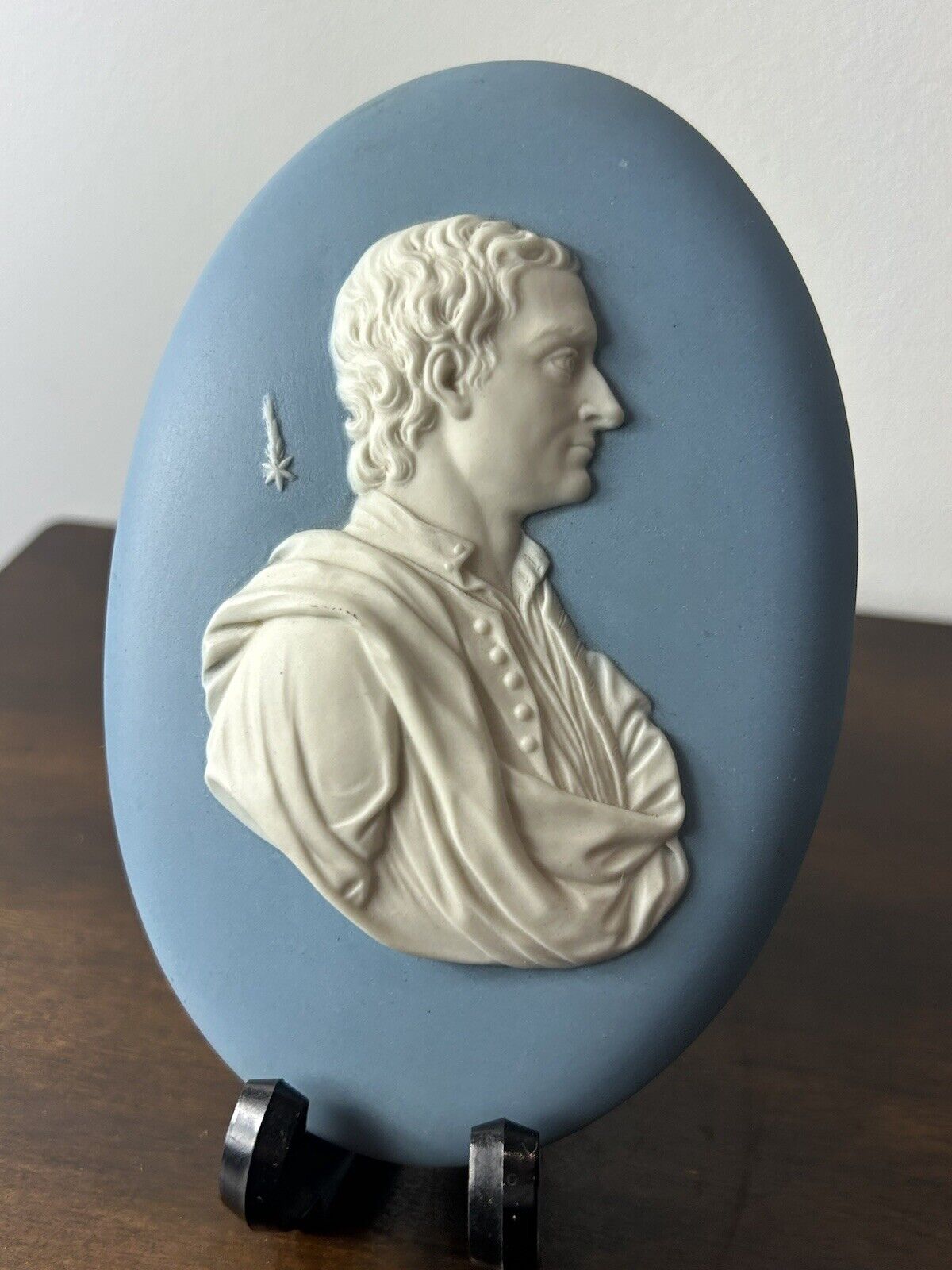 Wedgwood Blue Jasperware Isaac Newton Medalion Plaque Early