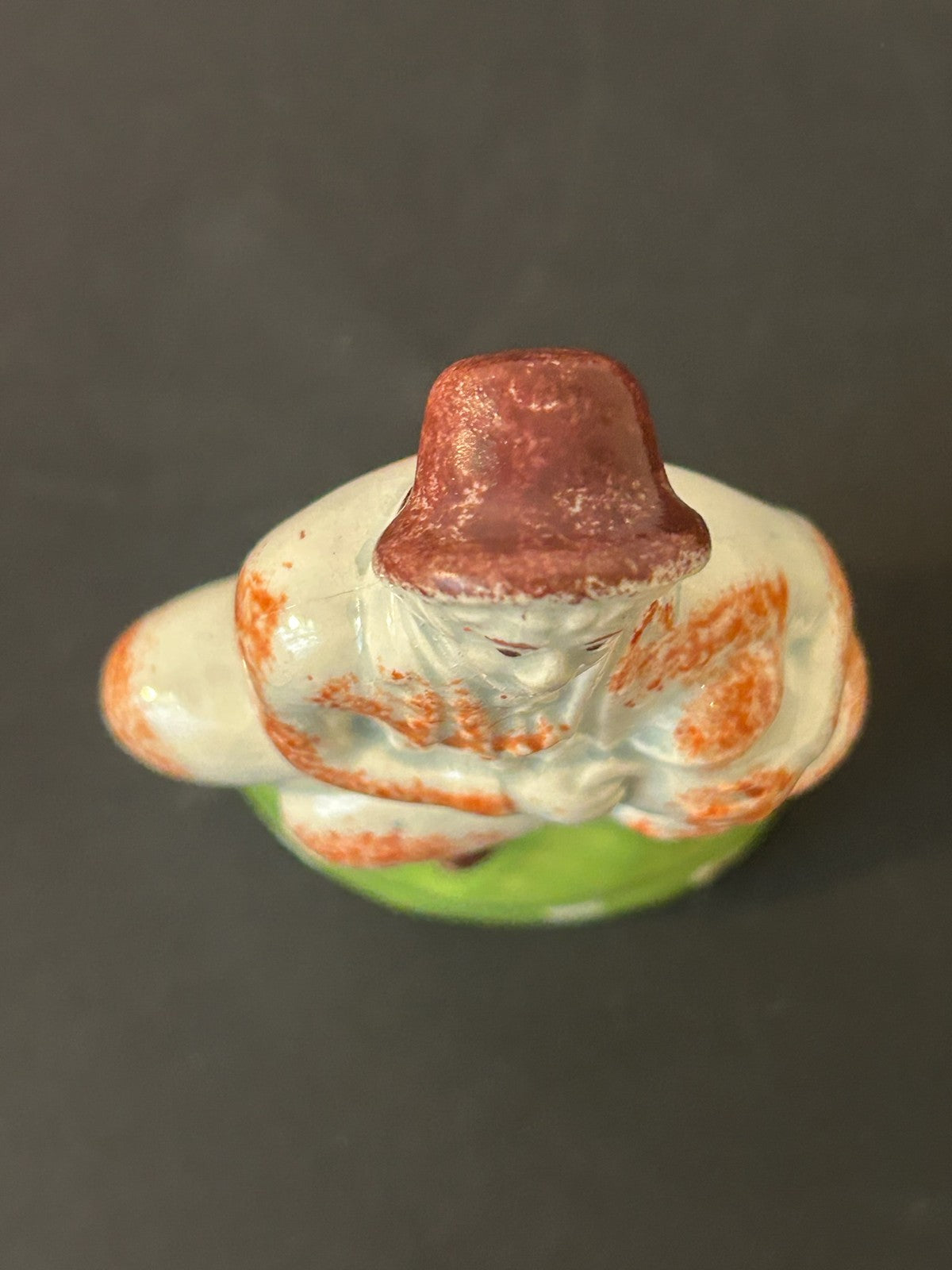Antique Pearlware Staffordshire Figure Seated Man Sponged Iron Red Green Base6