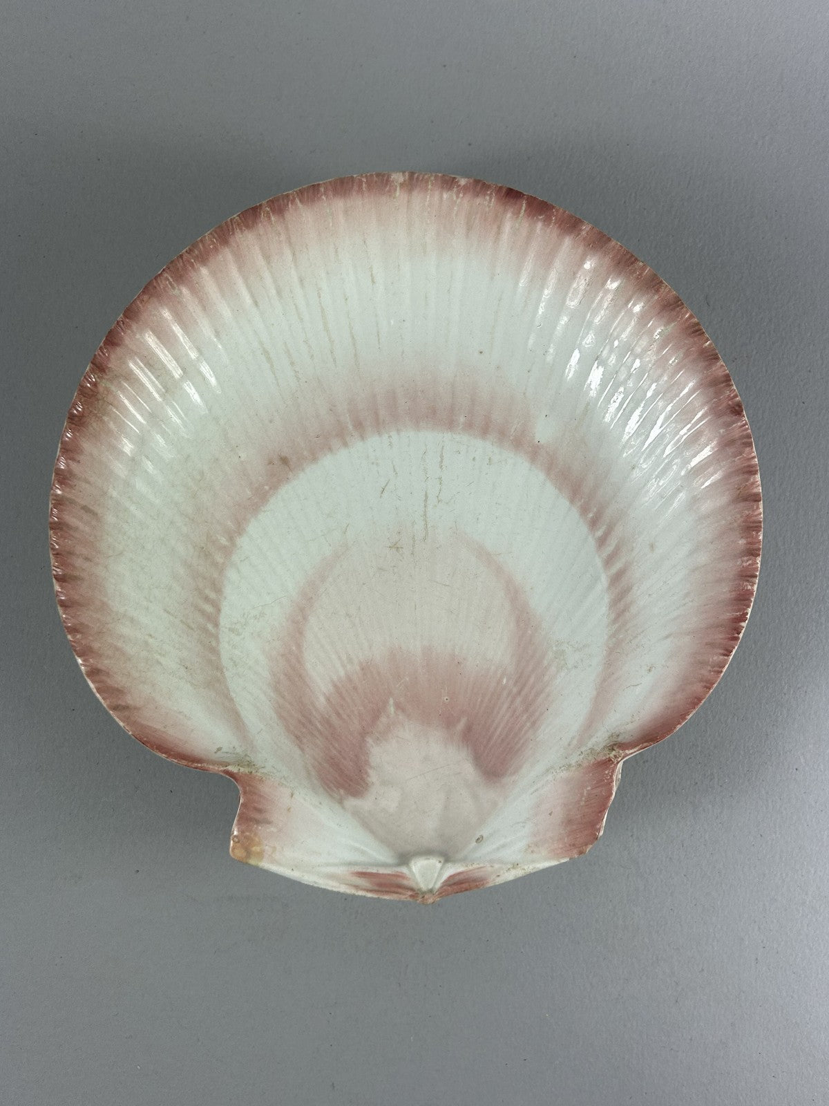 Wedgwood early 19thC pink shell dessert dishes, 20cm, set of four