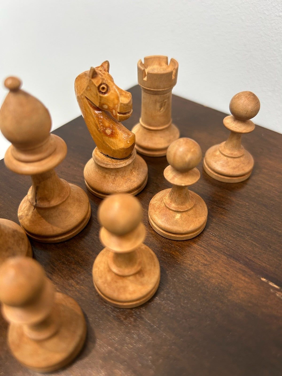 Vintage Wooden Chess Set Complete with Original Storage Box Staunton Style3