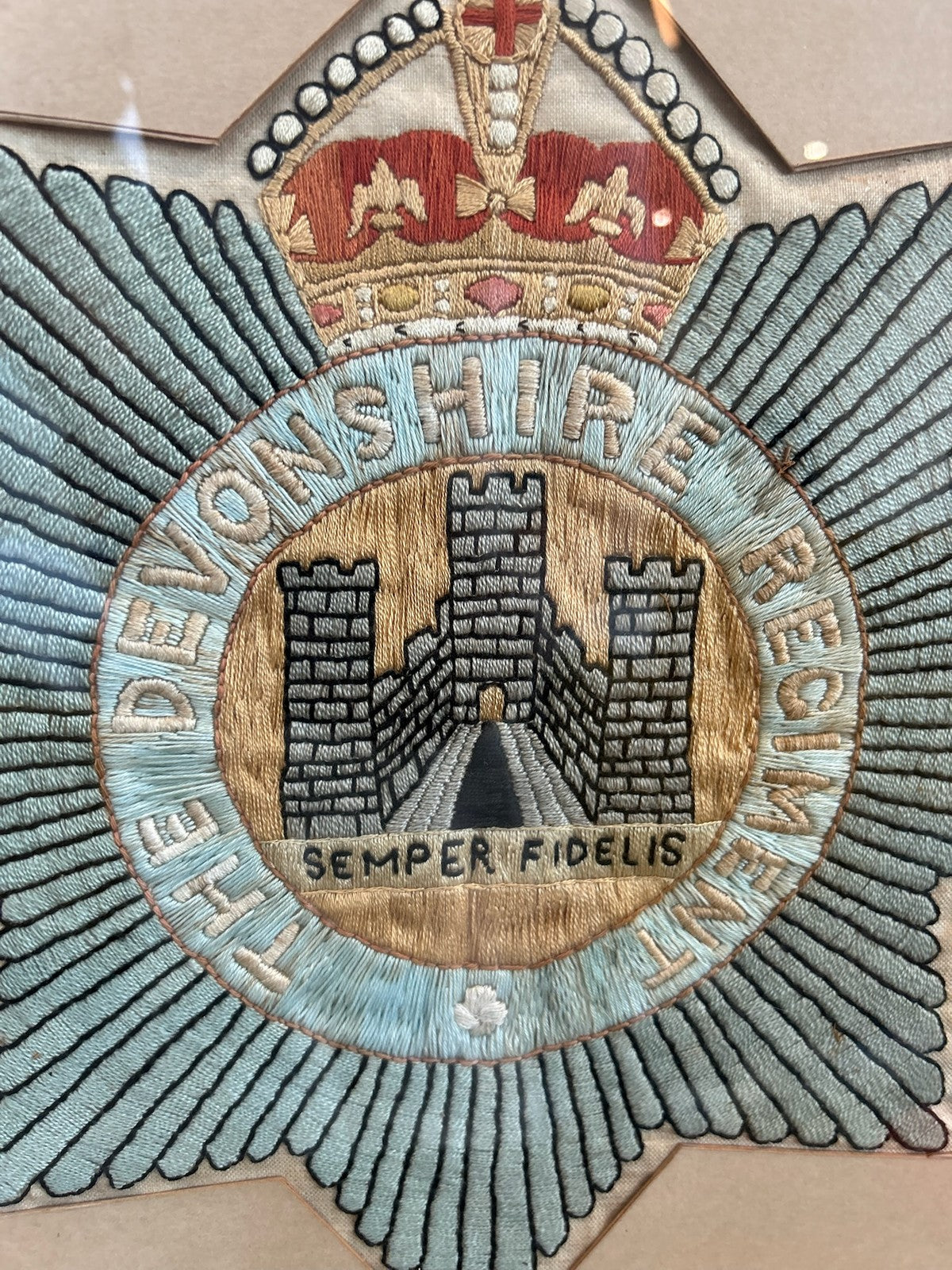 Antique Framed Embroidered Silk Regimental Badge Castle Crest2