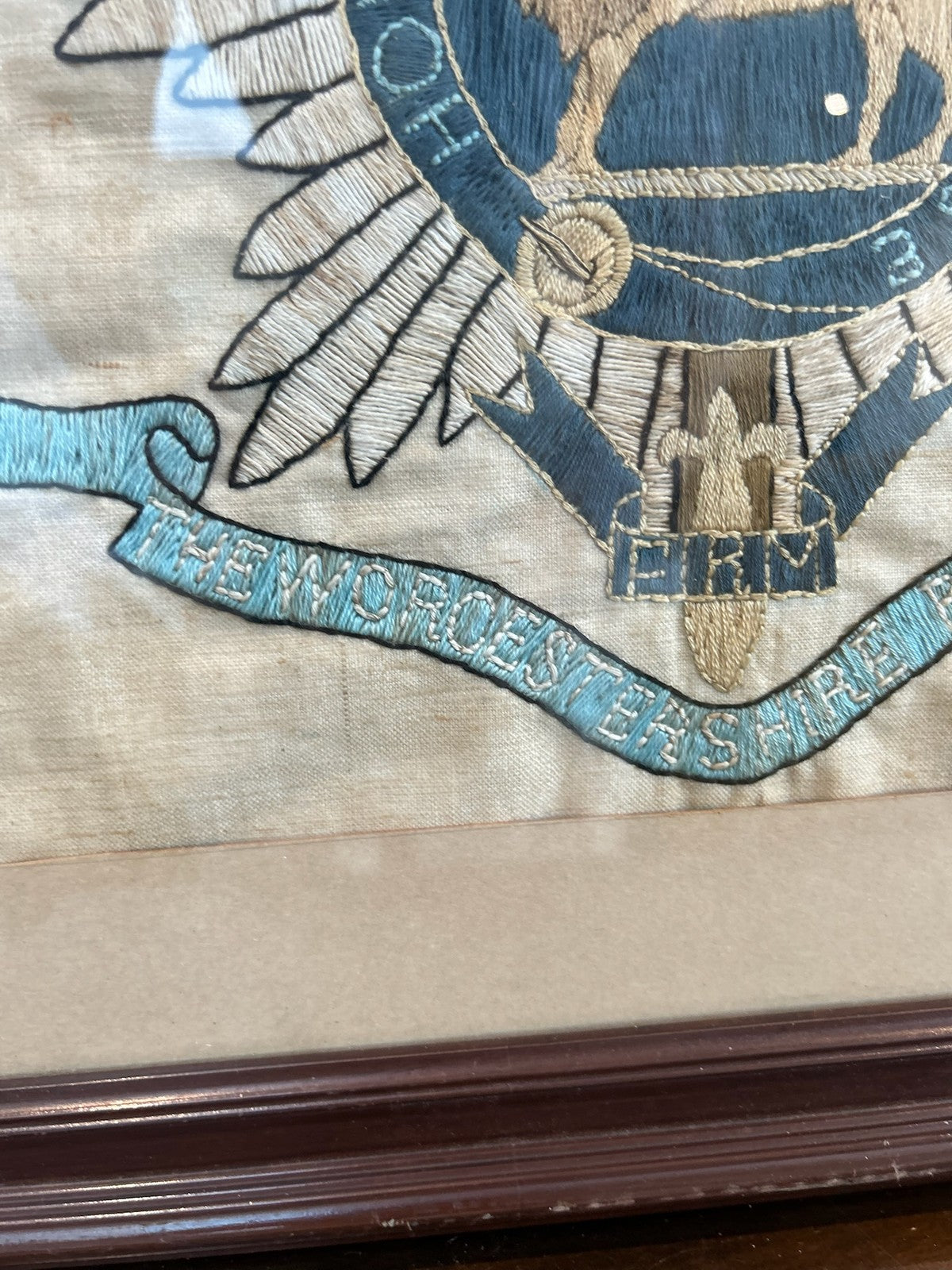 Antique Framed Embroidered Silk Regimental Badge Paschal Lamb3