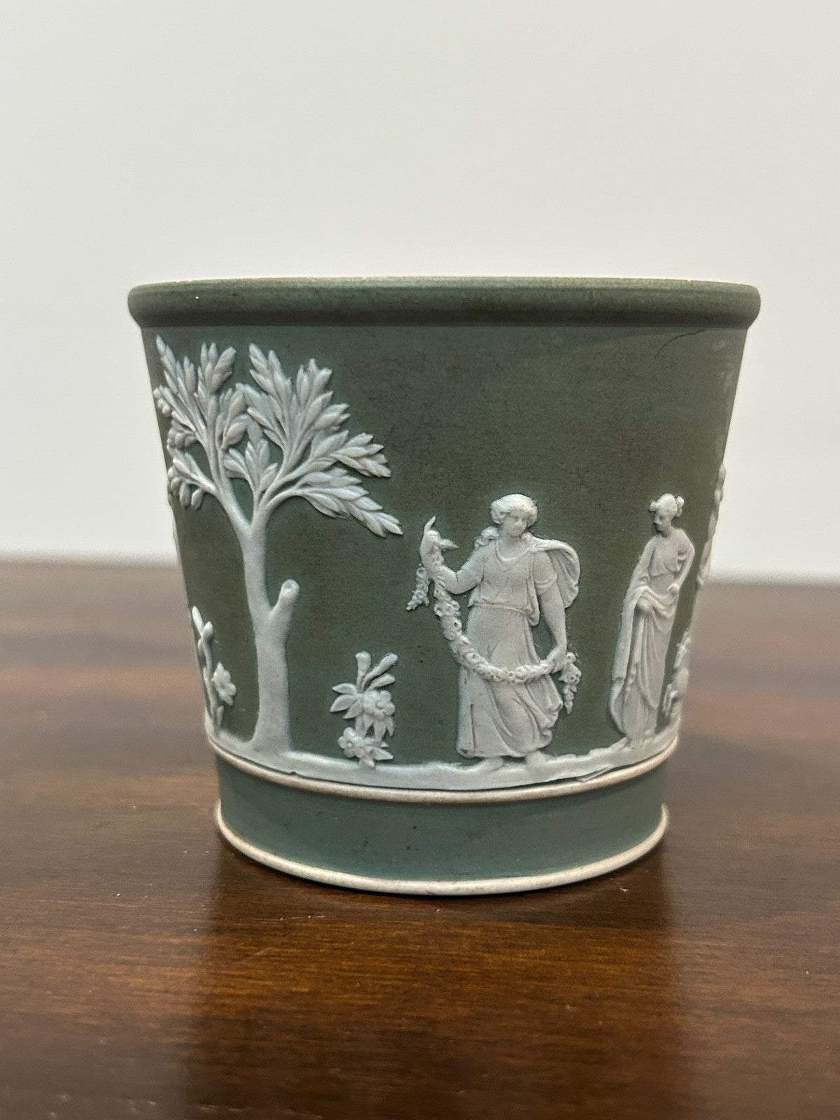 Wedgwood Sage Green Jasper Dip Jardiniere Cache Pot White Classical Figures0