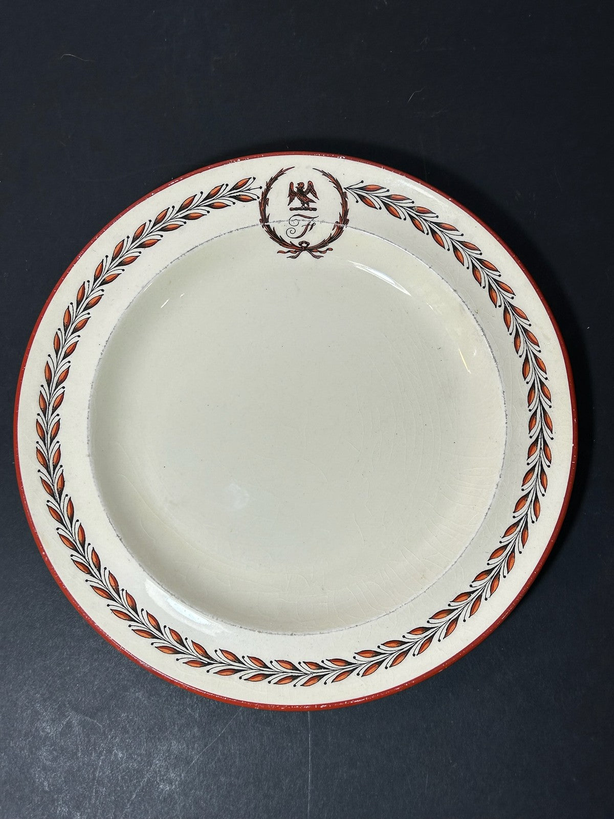 Antique Wedgwood Queens Ware Crested Plate Eagle Laurel Mortlocks 1887 21cm0