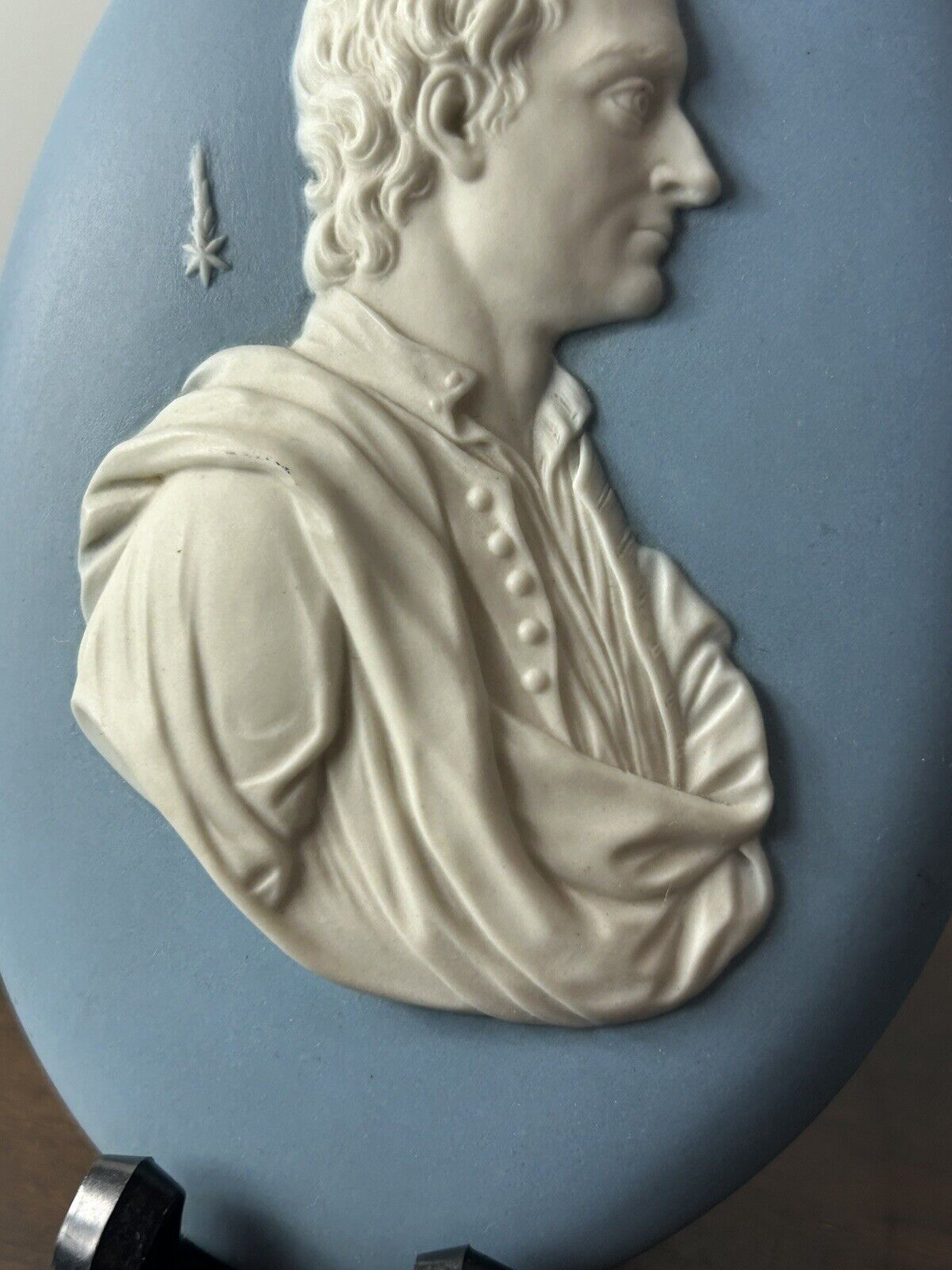 Wedgwood Blue Jasperware Isaac Newton Medalion Plaque Early