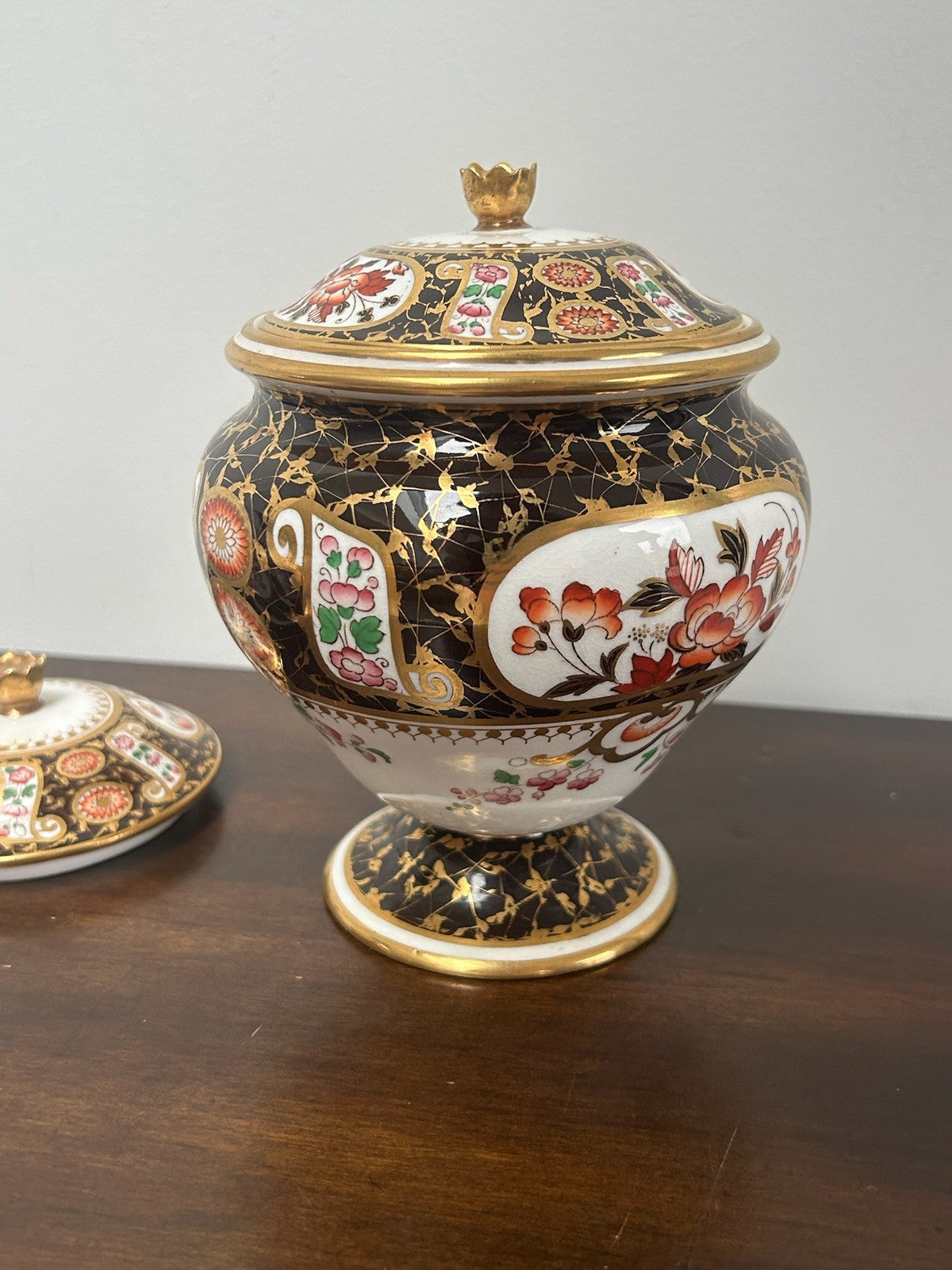 Pair Wedgwood Bone China Imari Covered Jars c.1900 Buckman Collection A/F8
