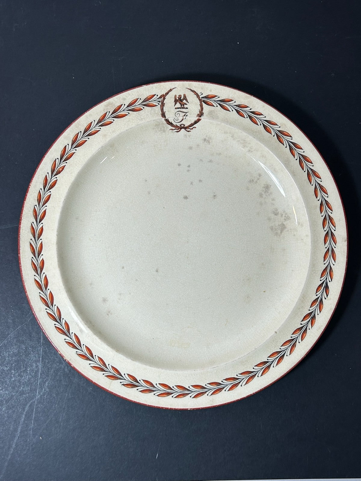 Antique Wedgwood Queens Ware Crested Plate Eagle Laurel Mortlocks 1887 25cm A/F0