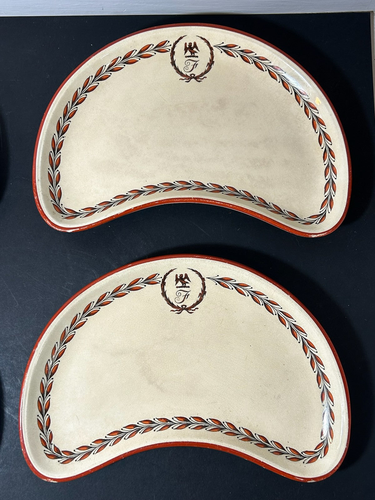 Four Antique Wedgwood Queens Ware Crested Crescent Salad Dishes Mortlocks 18872