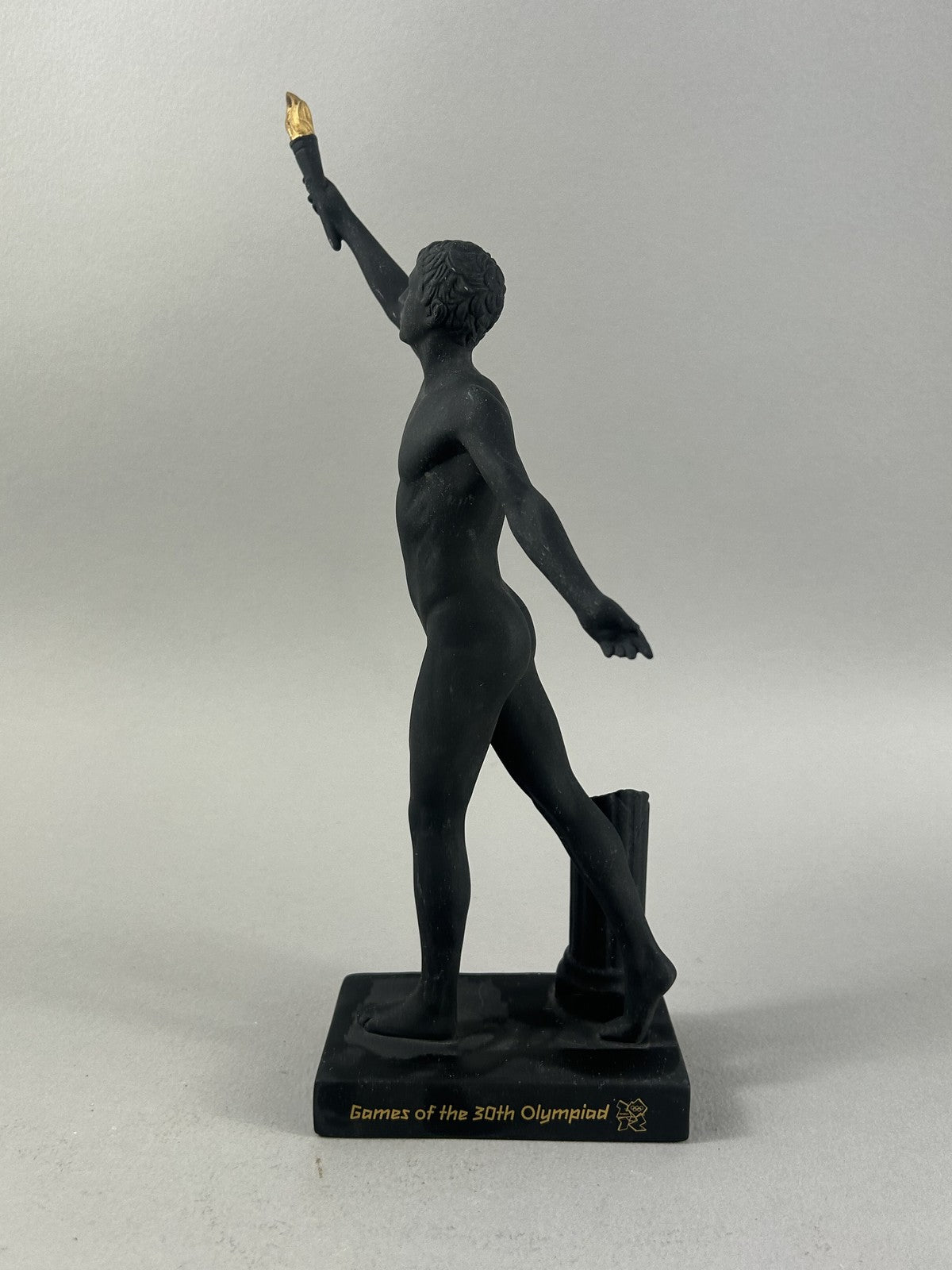 Wedgwood London 2012 Games of the 30th Olympiad Torchbearer
