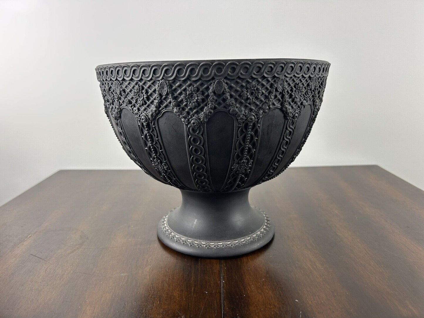 Wedgwood Basalt Pedestal Bowl Vase Jasperware