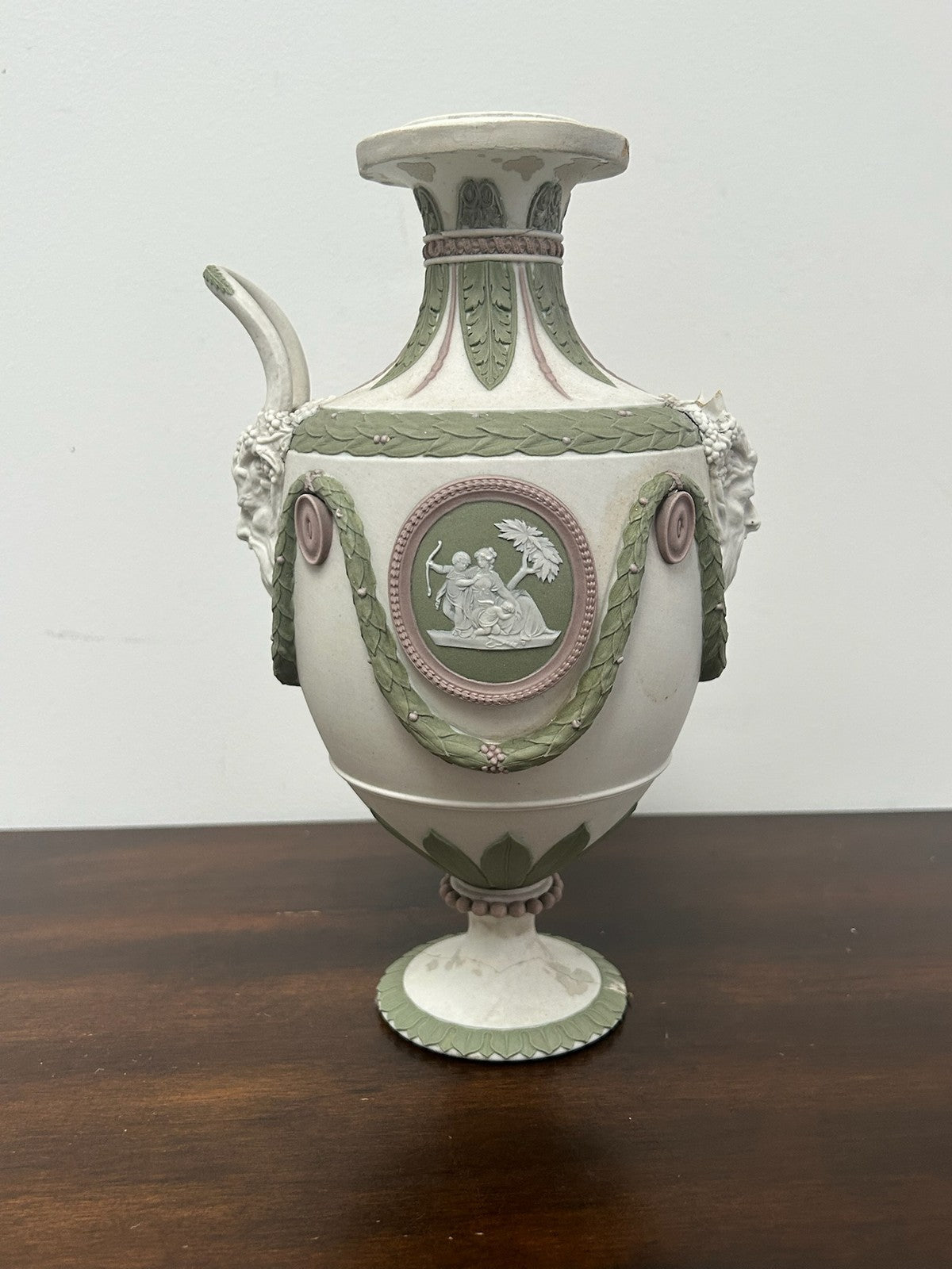 Wedgwood Tricolour Jasper Vase Satyr Masks Green Lilac White 19th Century0