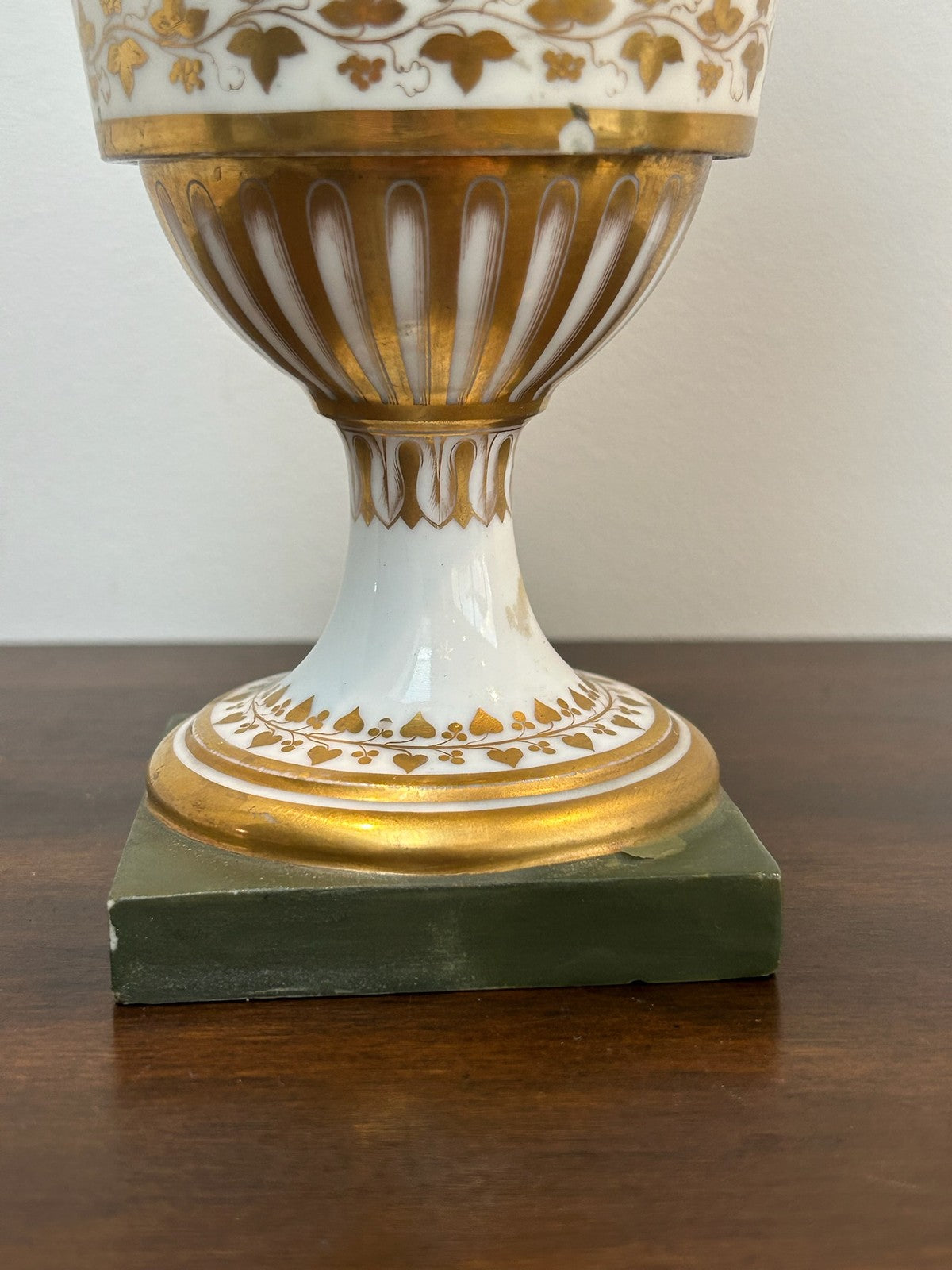 Dihl et Guerhard Paris Empire Porcelain Vase Camaieu Vert Classical Figures8