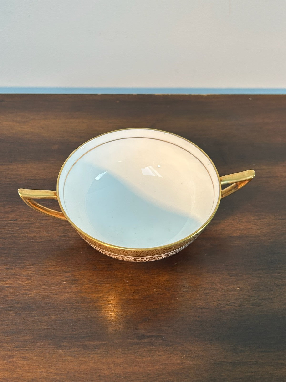 Minton Porcelain Ball Bone China Cream Soup Cup Twin Handled Gilt Pattern H51613