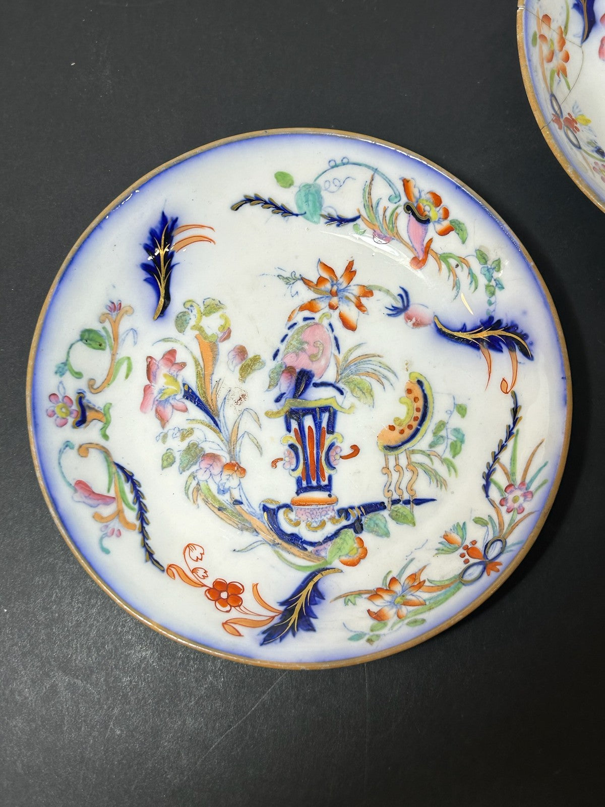 Pair Antique English Porcelain Imari Pattern Saucer Dishes Urn Flowers 15cm1