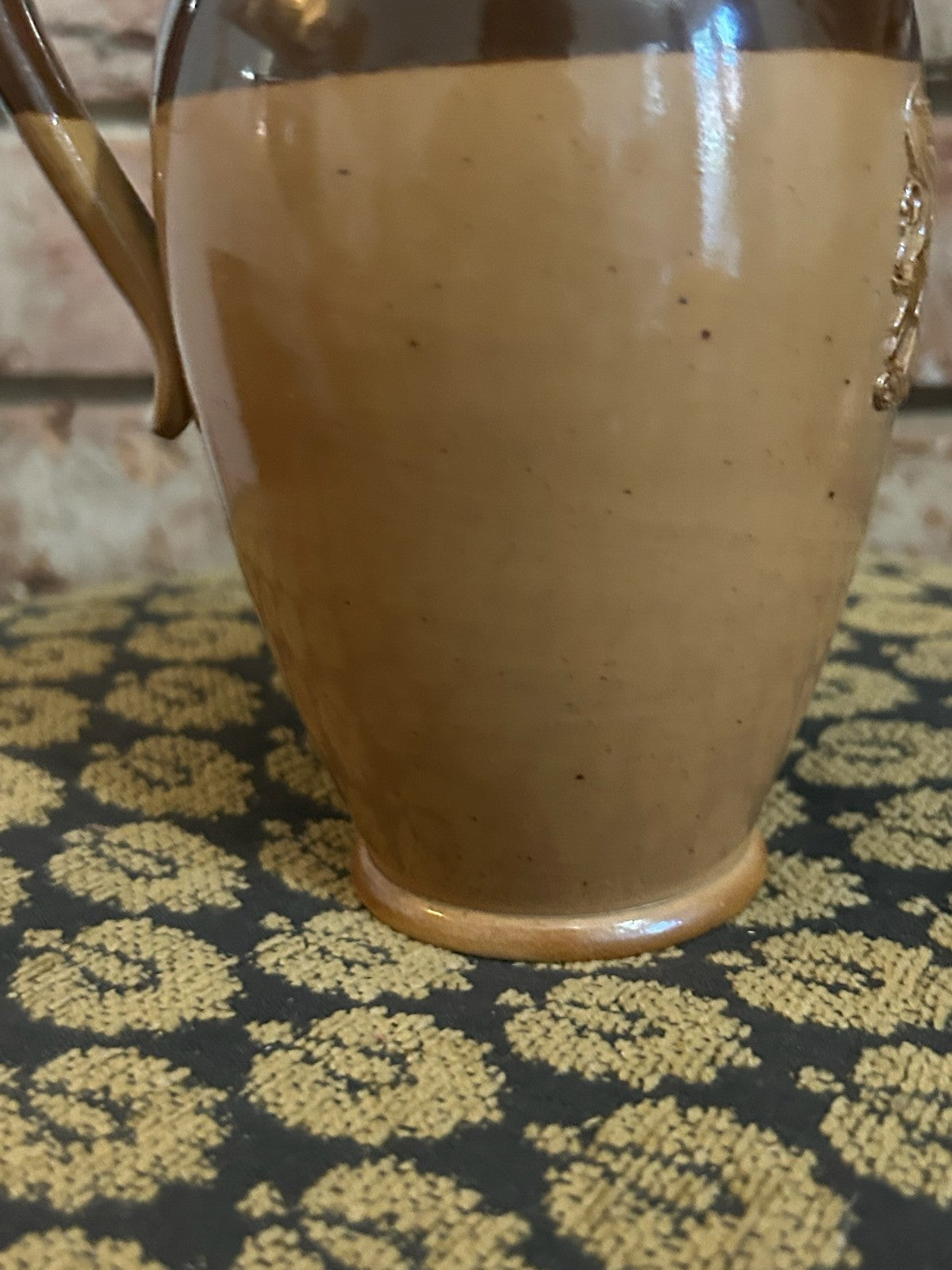 Royal Doulton Lambeth Salt Glaze Stoneware Jug Royal Arms Relief Two Tone5