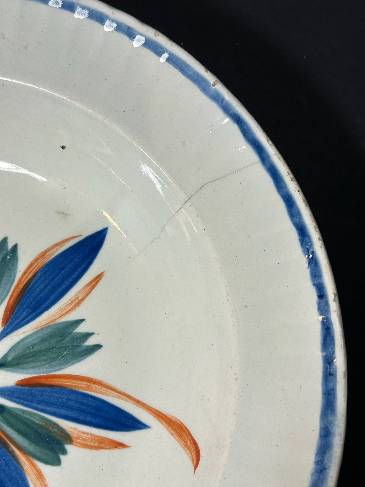 Antique Pearlware Plate Hand Painted Stylised Daisy Blue Feather Edge 22cm A/F2