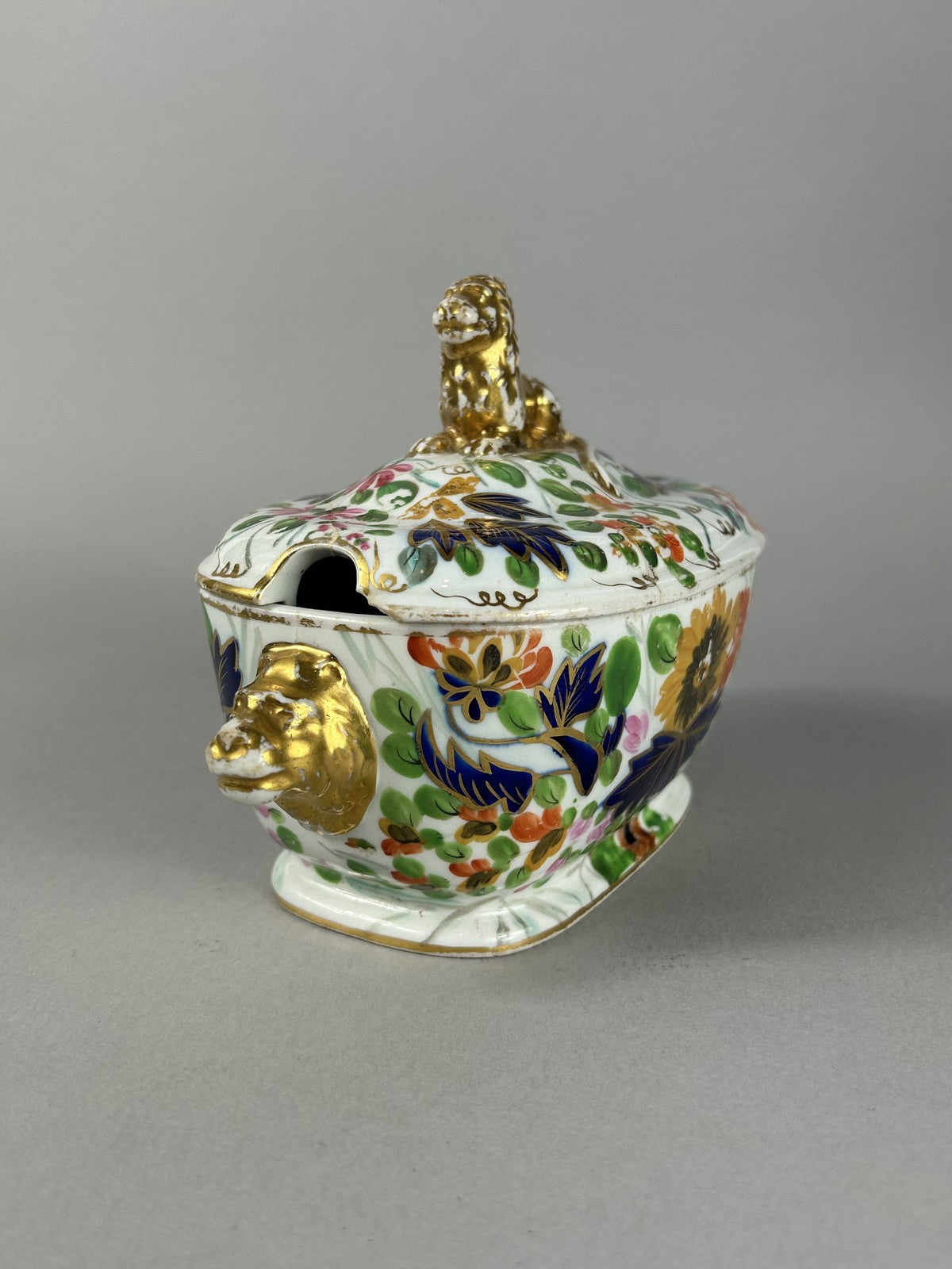 Early 19th Century English Imari Style Lion Finial Tureen