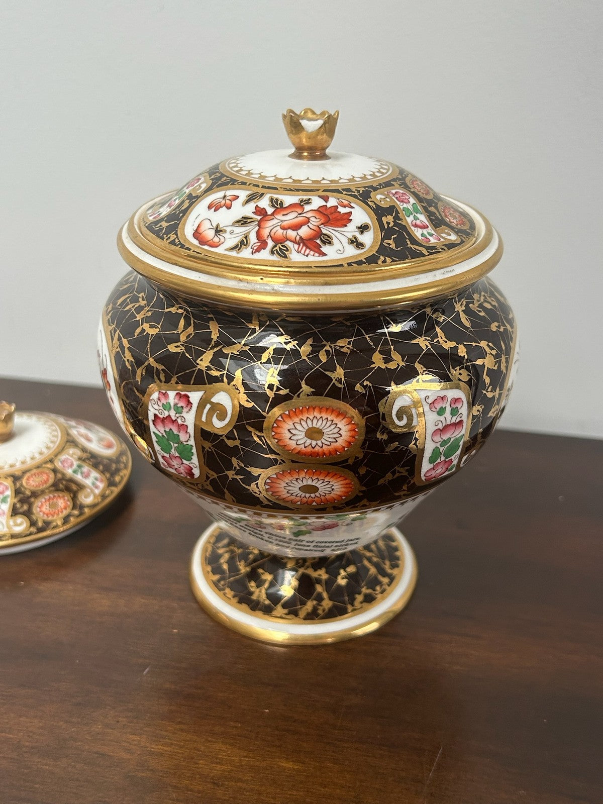 Pair Wedgwood Bone China Imari Covered Jars c.1900 Buckman Collection A/F9