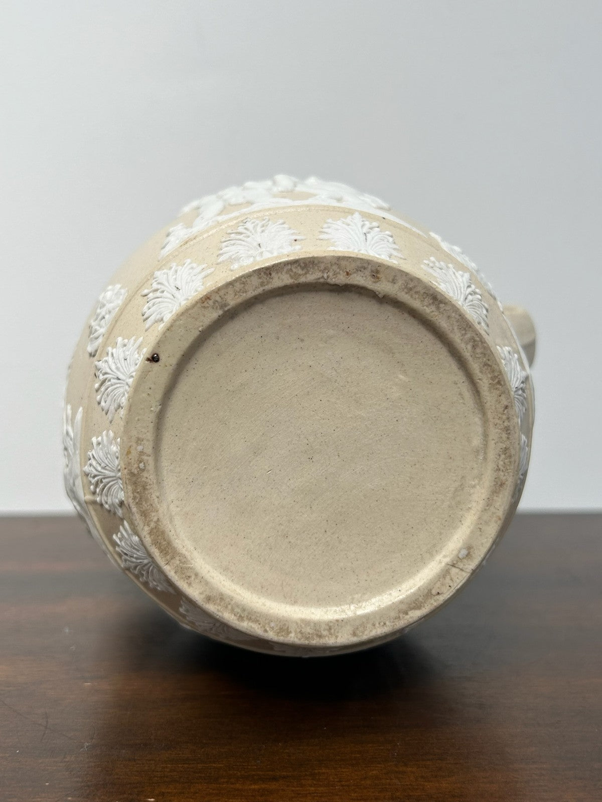 Antique Relief Moulded Stoneware Jug Wedgwood Style Buff White Sprigged c18304