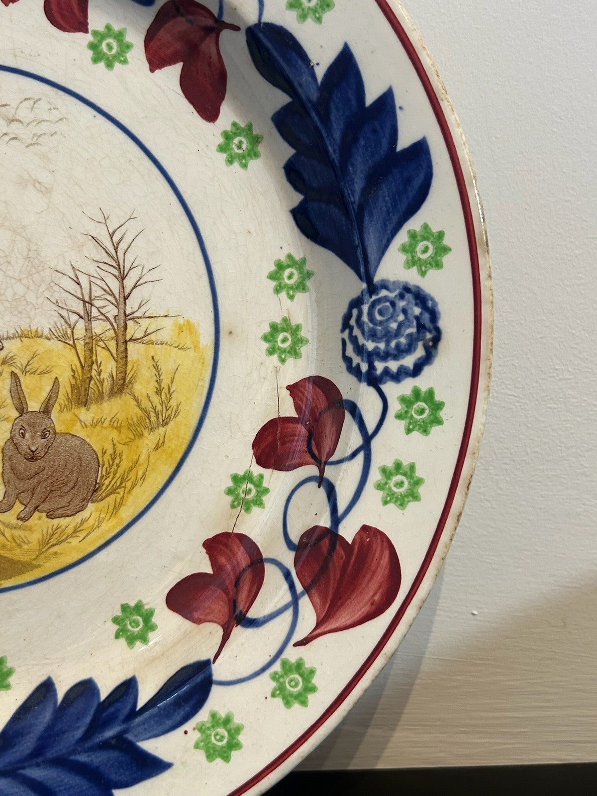 Antique Pottery Plate Rabbits and Frog Spongeware Border 22cm3