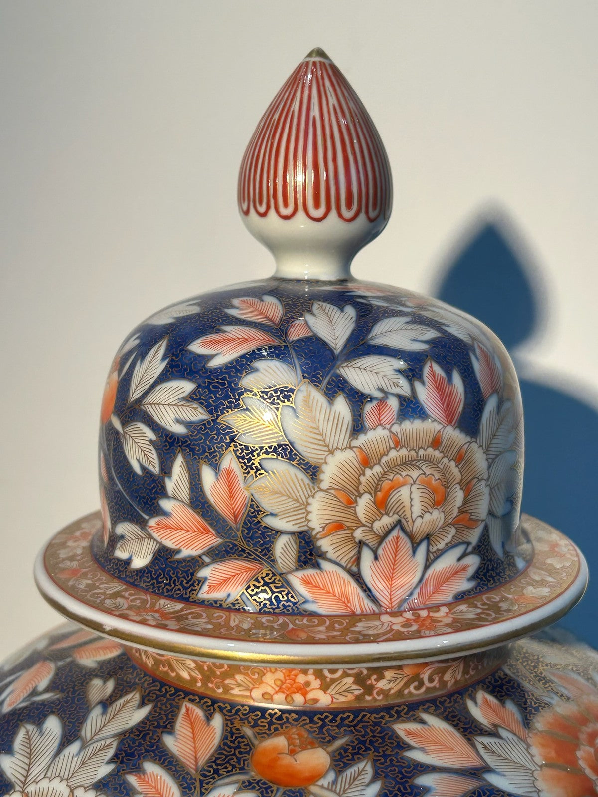 Large Antique Japanese Fukagawa Imari Lidded Temple Jar Meiji Period (A/F)9